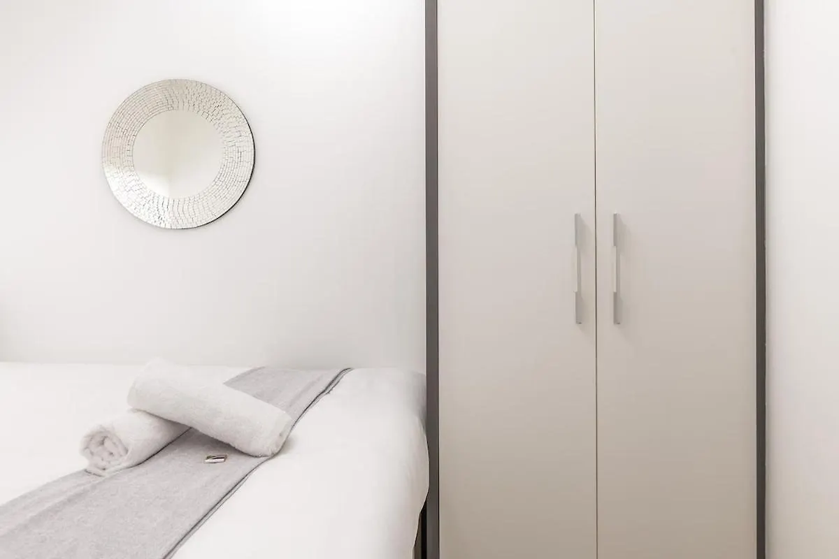 Compact 2 Bed Aptmt Parking Communal Lounge Cape Town Apartment